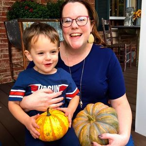 Meet your Posher, Adrianne